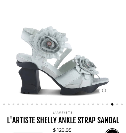 L'ARTISTE SHELLY ANKLE STRAP SANDAL/ LIGHT GRAY