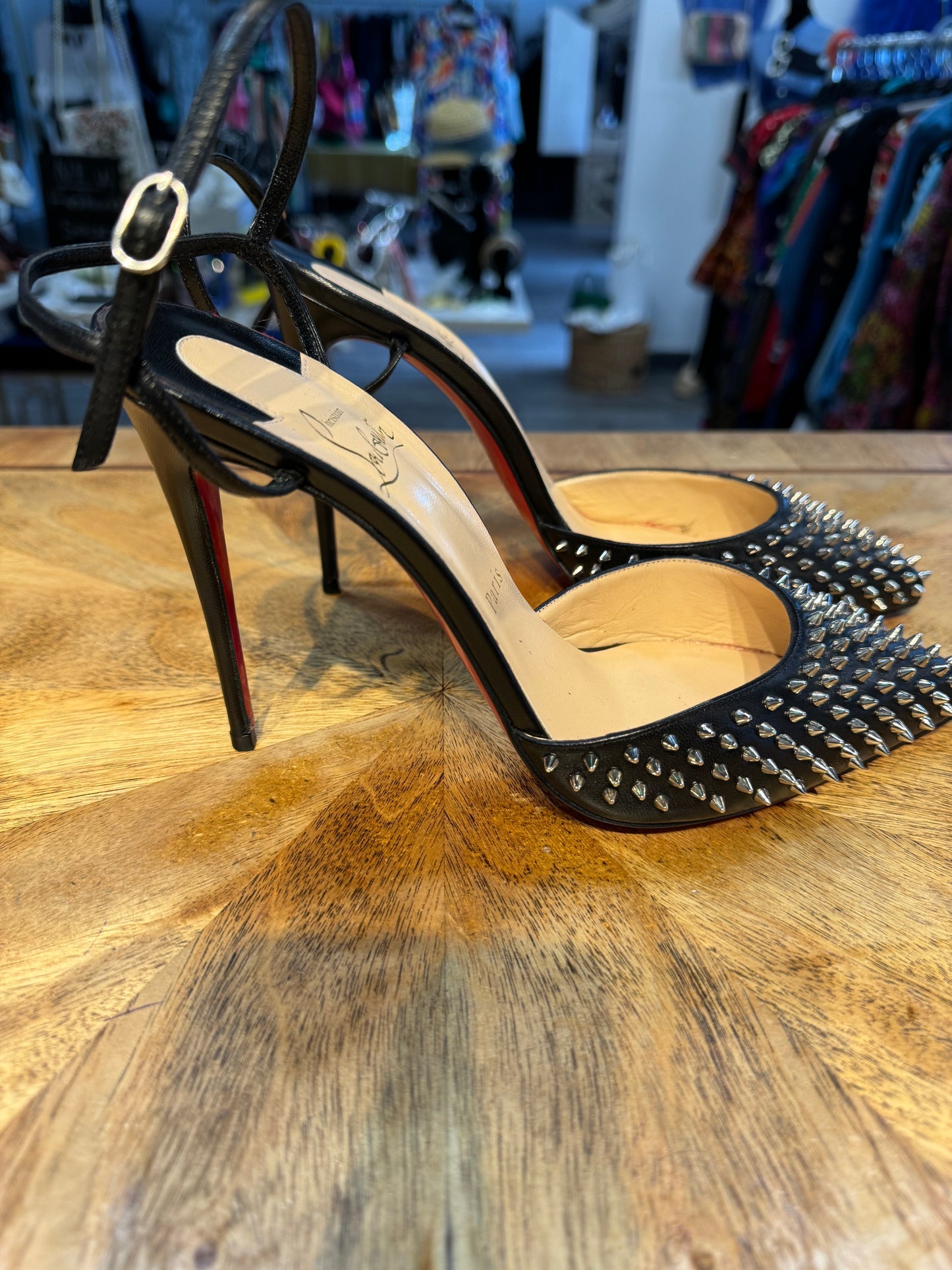 Christian Louboutin Sz 39 1/2