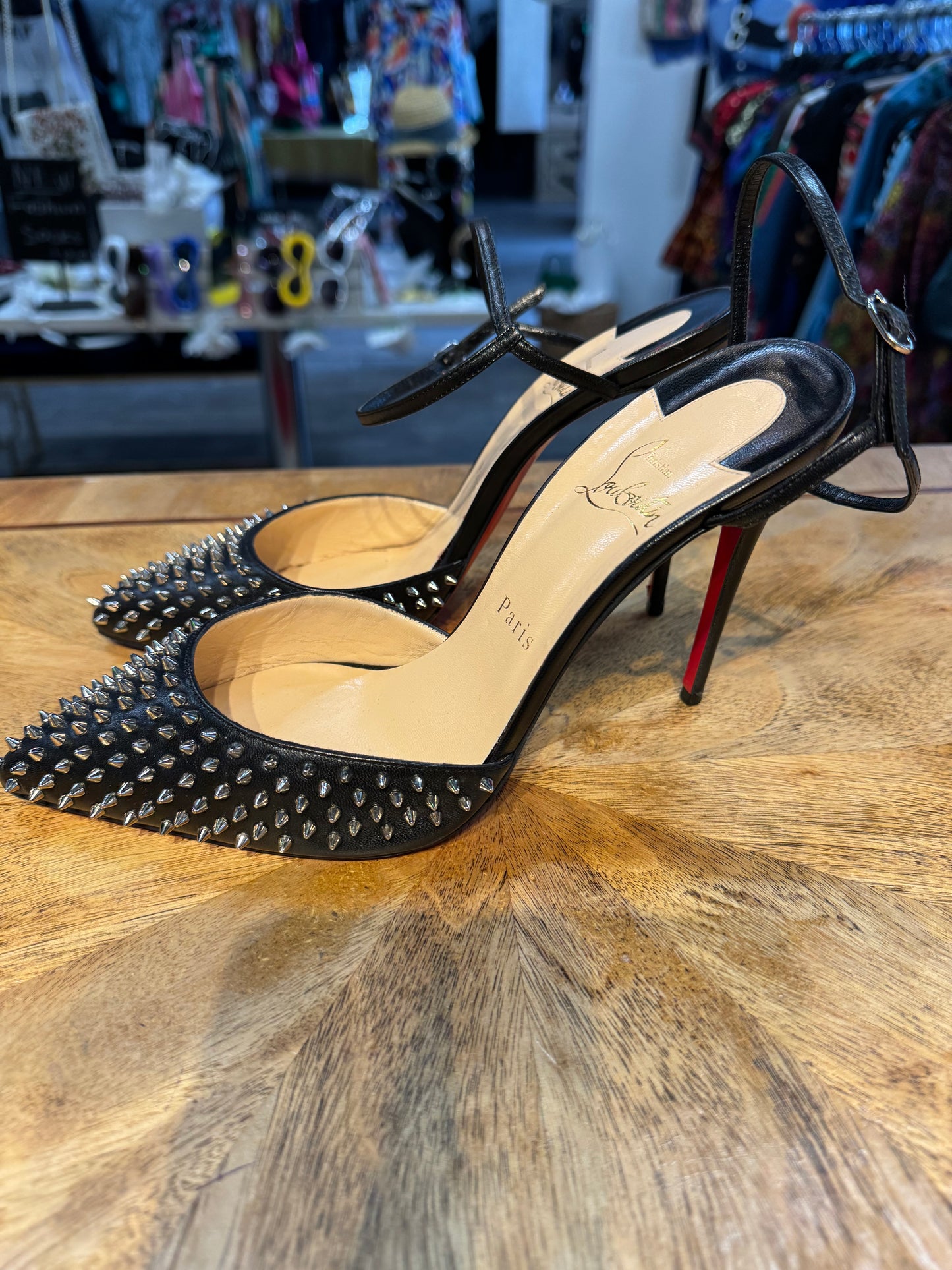 Christian Louboutin Sz 39 1/2